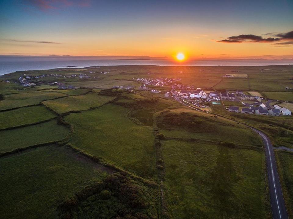 Cullinan'S Guesthouse Doolin Exterior photo